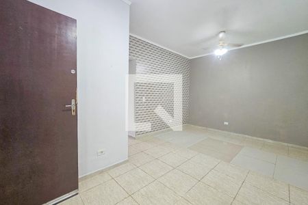 Sala de apartamento para alugar com 2 quartos, 70m² em Jardim Santa Maria, Guarujá