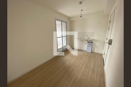 Sala/Cozinha de apartamento para alugar com 1 quarto, 32m² em Vila Plana, São Paulo