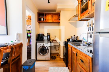Cozinha e Área de Serviço de apartamento à venda com 2 quartos, 34m² em Butantã, São Paulo