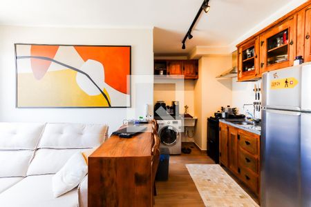 Cozinha e Área de Serviço de apartamento à venda com 2 quartos, 34m² em Butantã, São Paulo