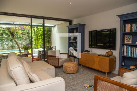 Sala de casa para alugar com 4 quartos, 400m² em Jardim Petropolis, São Paulo
