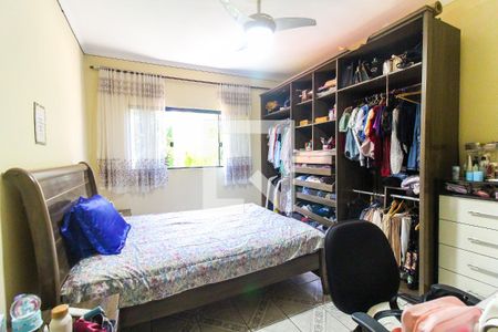 Quarto 1 de casa para alugar com 3 quartos, 150m² em Lageado, Ferraz de Vasconcelos