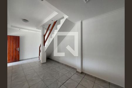 Sala de casa para alugar com 4 quartos, 100m² em Jardim Sao Luiz, São Paulo