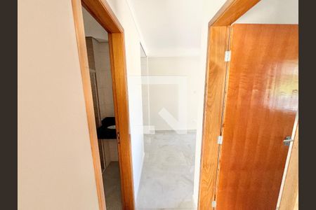 Corredor de apartamento para alugar com 2 quartos, 39m² em Parque Mandaqui, São Paulo