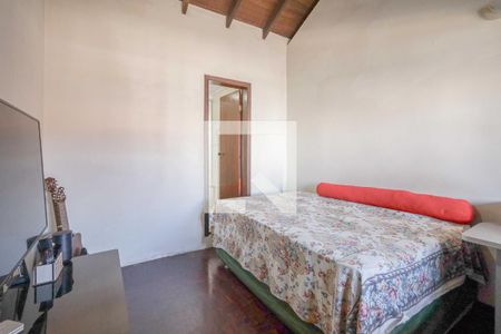 Suíte  de casa à venda com 3 quartos, 140m² em Passo das Pedras, Porto Alegre