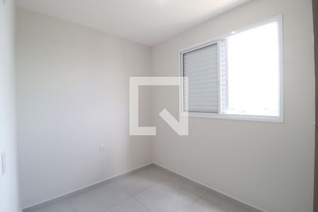 Quarto 1 de apartamento para alugar com 2 quartos, 65m² em Osvaldo Rezende, Uberlândia