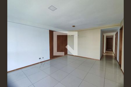 Sala de apartamento para alugar com 3 quartos, 120m² em Recreio dos Bandeirantes, Rio de Janeiro