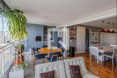 sacada_2 de apartamento à venda com 3 quartos, 121m² em Vila Gumercindo, São Paulo