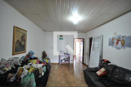 Sala de casa à venda com 6 quartos, 234m² em Vila Gustavo, São Paulo