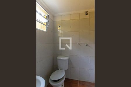 Banheiro da Suíte de casa de condomínio para alugar com 2 quartos, 90m² em Vila Aricanduva, São Paulo