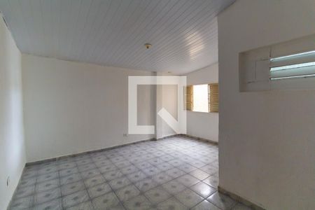 Quarto 1 de casa para alugar com 2 quartos, 60m² em Vila Tolstoi, São Paulo