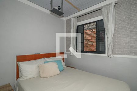 Quarto de casa à venda com 2 quartos, 120m² em Mário Quintana, Porto Alegre