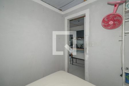 Quarto de casa à venda com 2 quartos, 120m² em Mário Quintana, Porto Alegre