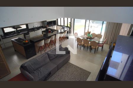 Sala  de casa à venda com 3 quartos, 380m² em Vila Assunção, Porto Alegre