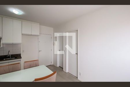 Sala de apartamento para alugar com 2 quartos, 33m² em Vila Pierina, São Paulo
