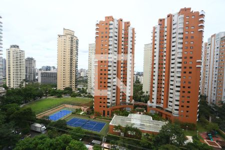 Sala  vista de apartamento para alugar com 2 quartos, 74m² em Panamby, São Paulo