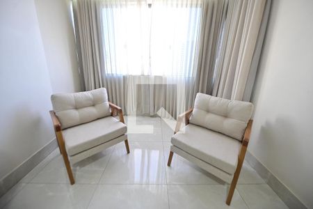 Apartamento para alugar com 2 quartos, 70m² em Setor Bueno, Goiânia