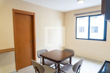 Sala/Cozinha de apartamento para alugar com 1 quarto, 26m² em Jardim Oriental, São Paulo