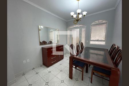 Sala de casa para alugar com 2 quartos, 200m² em Conjunto Residencial Butanta, São Paulo