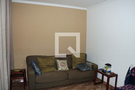 Sala 2 de casa para alugar com 4 quartos, 25m² em Conjunto Habitacional Jardim Sao Bento, Embu das Artes