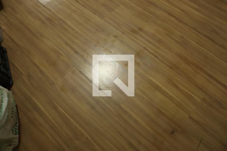 Casa para alugar com 4 quartos, 25m² em Conjunto Habitacional Jardim Sao Bento, Embu das Artes