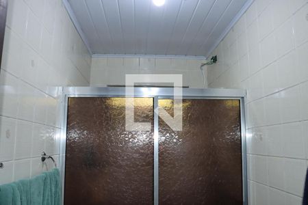 Casa para alugar com 4 quartos, 25m² em Conjunto Habitacional Jardim Sao Bento, Embu das Artes