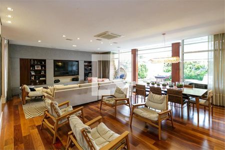 Casa à venda com 4 quartos, 474m² em Jardim Cordeiro, São Paulo