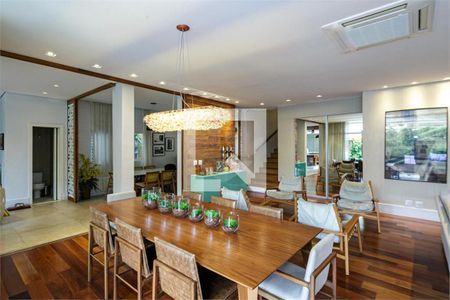 Casa à venda com 4 quartos, 474m² em Jardim Cordeiro, São Paulo