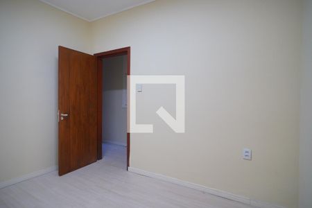 Quarto 2 de casa para alugar com 3 quartos, 150m² em São Geraldo, Porto Alegre