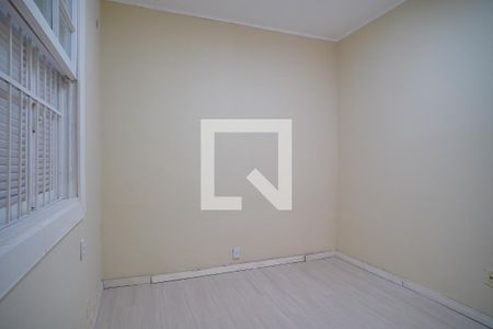 Quarto 1 de casa para alugar com 3 quartos, 150m² em São Geraldo, Porto Alegre