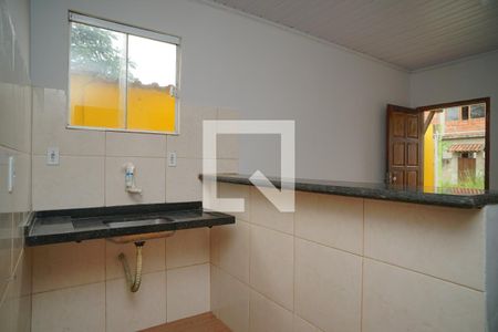 Cozinha de casa para alugar com 2 quartos, 40m² em Bosque Fundo, Maricá