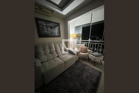 Sala  de apartamento para alugar com 2 quartos, 61m² em Camaquã, Porto Alegre