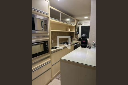 Cozinha  de apartamento para alugar com 2 quartos, 61m² em Camaquã, Porto Alegre
