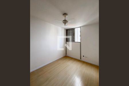 Quarto 2 de apartamento para alugar com 2 quartos, 65m² em Jardim Sao Saverio, São Paulo