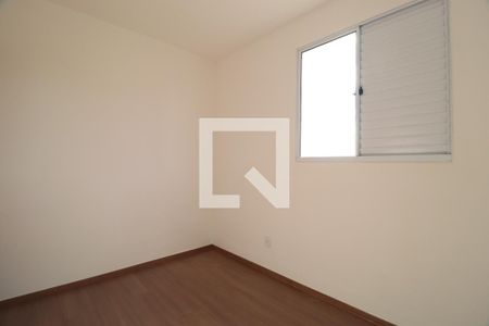 Quarto 2 de apartamento para alugar com 2 quartos, 53m² em Shopping Park, Uberlândia