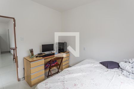 Quarto 1 de casa para alugar com 2 quartos, 230m² em Nova Vista, Belo Horizonte