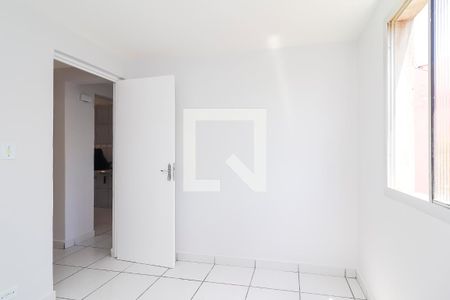 Quarto 1 de apartamento para alugar com 2 quartos, 39m² em Conjunto Habitacional Fazenda do Carmo, São Paulo