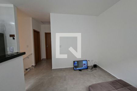 Sala de casa de condomínio para alugar com 2 quartos, 52m² em Jardim Trevo, Praia Grande