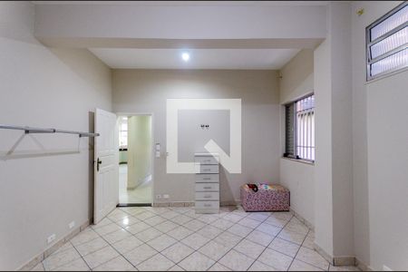 Suíte 1 de casa para alugar com 3 quartos, 120m² em Vila Santa Edwiges, São Paulo