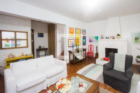 Casa à venda com 4 quartos, 300m² em Santo Amaro, São Paulo