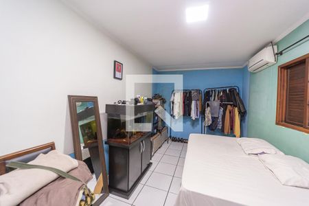 Quarto 1 de casa à venda com 6 quartos, 300m² em Vila Pierina, São Paulo