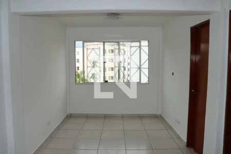Apartamento para alugar com 2 quartos, 64m² em Parque Pirajussara, Embu das Artes