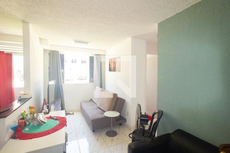 Sala de apartamento para alugar com 2 quartos, 41m² em Santa Cruz, Rio de Janeiro