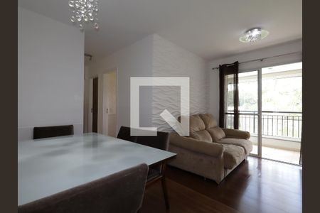 Sala de apartamento para alugar com 3 quartos, 64m² em Vila Suzana, São Paulo