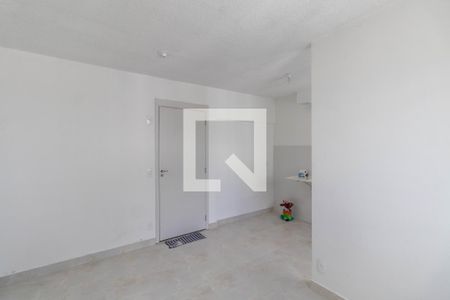 Sala/Cozinha/Área de Serviço  de apartamento para alugar com 2 quartos, 38m² em Vila Campanela, São Paulo