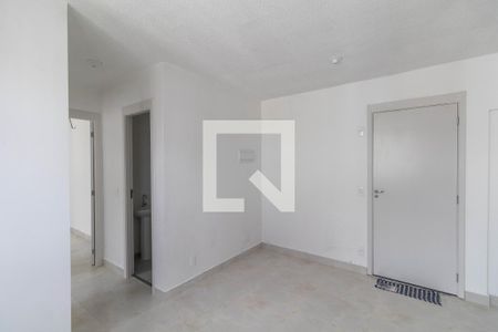 Sala/Cozinha/Área de Serviço  de apartamento para alugar com 2 quartos, 38m² em Vila Campanela, São Paulo