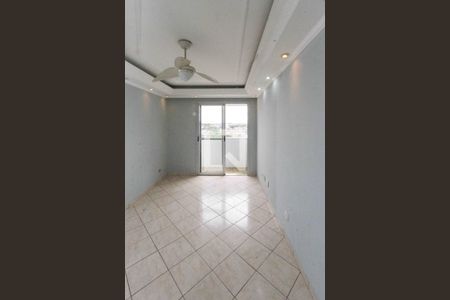 Sala de apartamento para alugar com 3 quartos, 63m² em Vila Divina Pastora, São Paulo