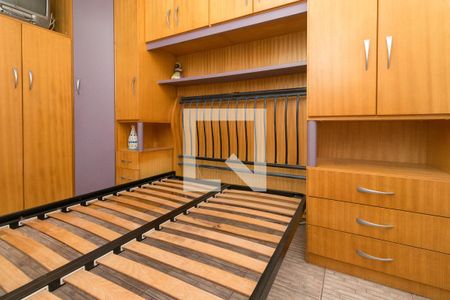 Quarto 1 de apartamento para alugar com 2 quartos, 52m² em Vila Alpina, São Paulo