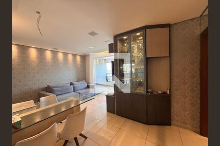 Sala de apartamento à venda com 3 quartos, 80m² em Ouro Preto, Belo Horizonte