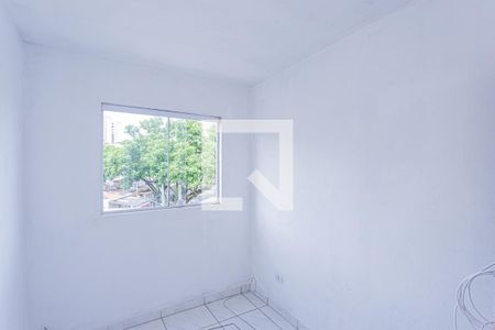 Quarto 1 de casa para alugar com 2 quartos, 35m² em Jardim Maristela, São Paulo
